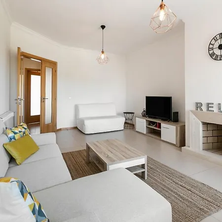 Hill Apartment